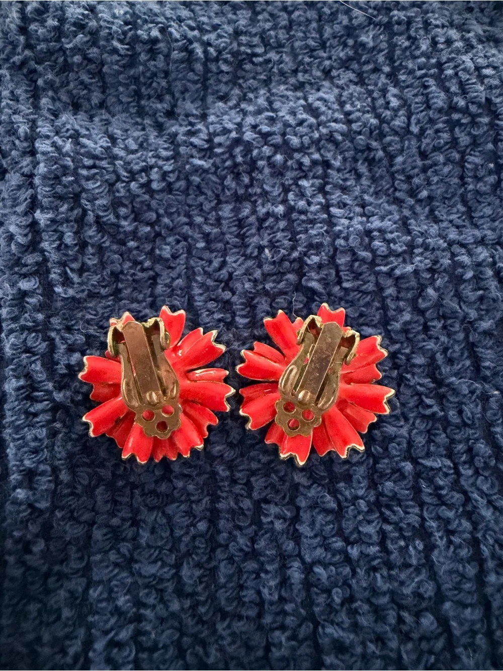 Vintage red and yellow enamel daisy Brooche and clip on earrings set